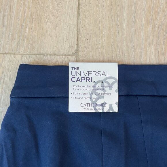 NEW $59 Catherines Womens Plus 30W Universal Capri Navy Pants - Picture 10 of 10